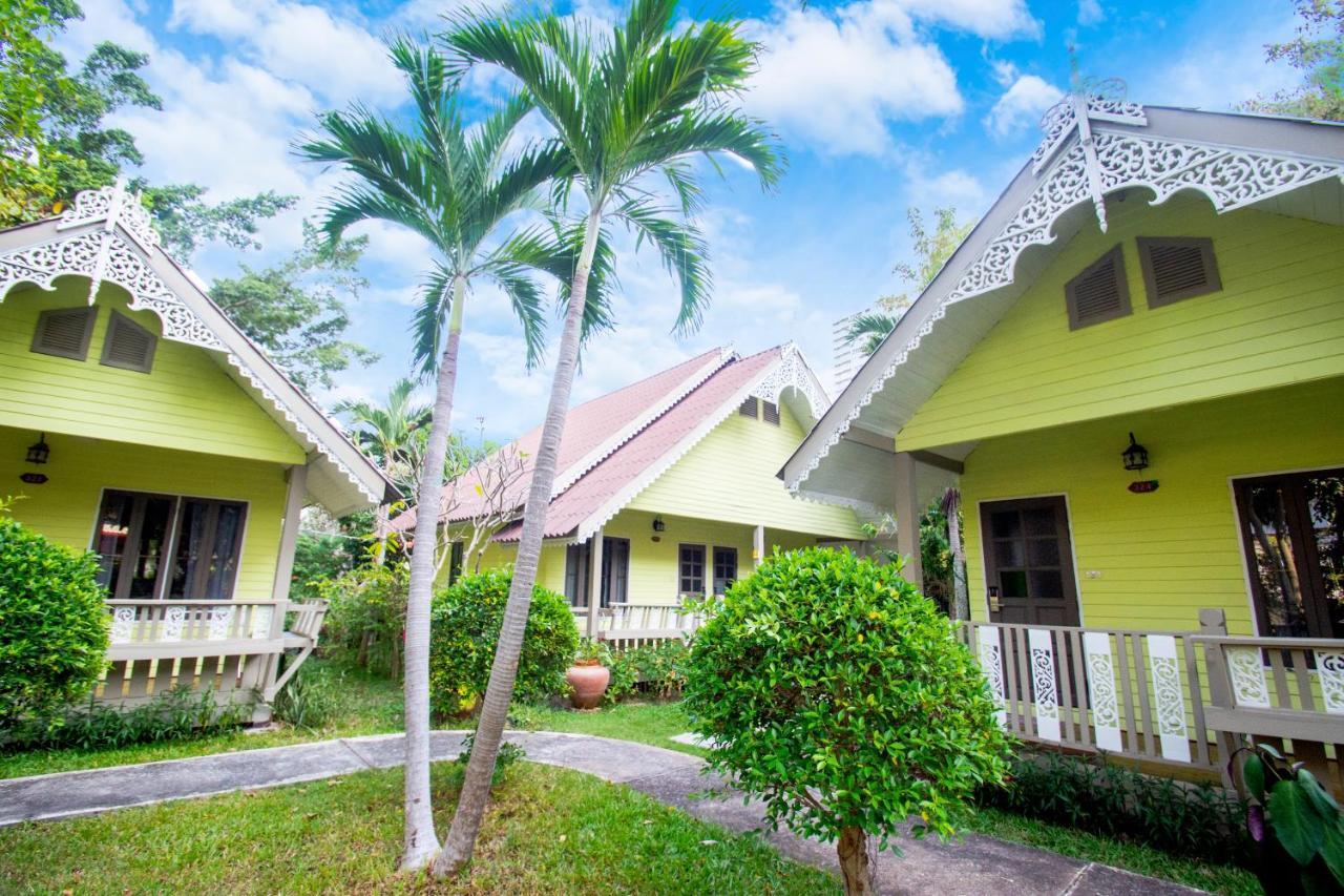 Natural Park Resort Pattaya Buitenkant foto
